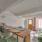 La Cigale - Vieux Village - Charmante Maisonnette Climatisee Avec Jardin *