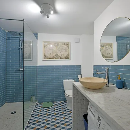 La Cigale - Vieux Village - Charmante Maisonnette Climatisee Avec Jardin Holiday home *