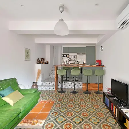 La Cigale - Vieux Village - Charmante Maisonnette Climatisée Avec Jardin