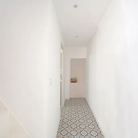Holiday home La Cigale - Vieux Village - Charmante Maisonnette Climatisee Avec Jardin