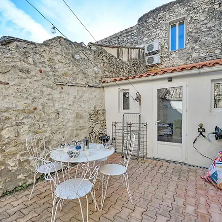 펜션 La Cigale - Vieux Village - Charmante Maisonnette Climatisee Avec Jardin Villeneuve-lès-Avignon
