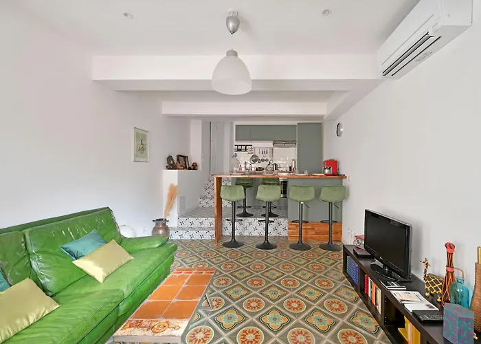 La Cigale - Vieux Village - Charmante Maisonnette Climatisee Avec Jardin